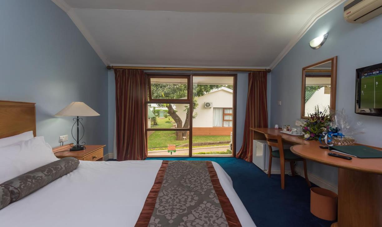 Sunbird Lilongwe Hotell Exteriör bild