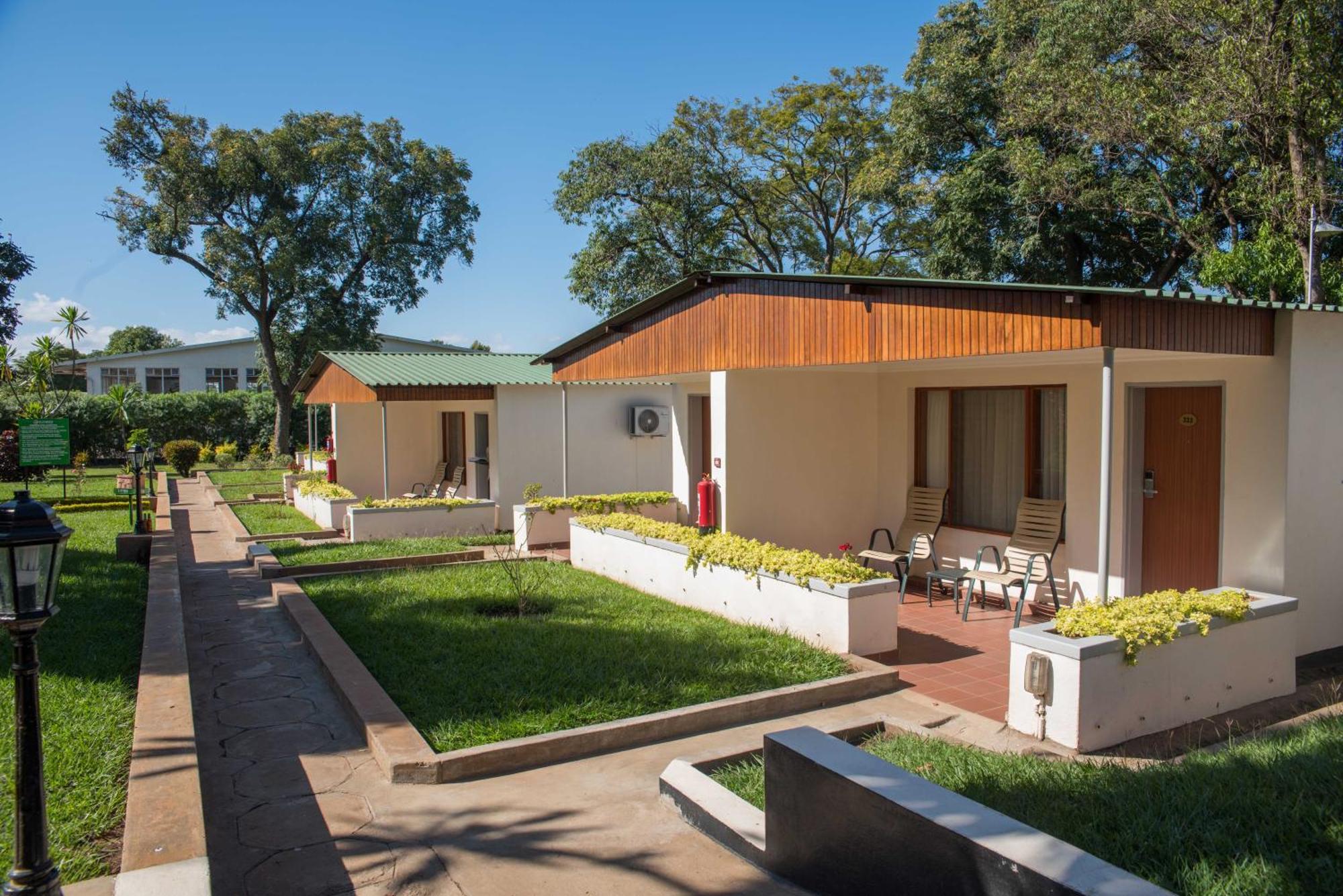 Sunbird Lilongwe Hotell Exteriör bild