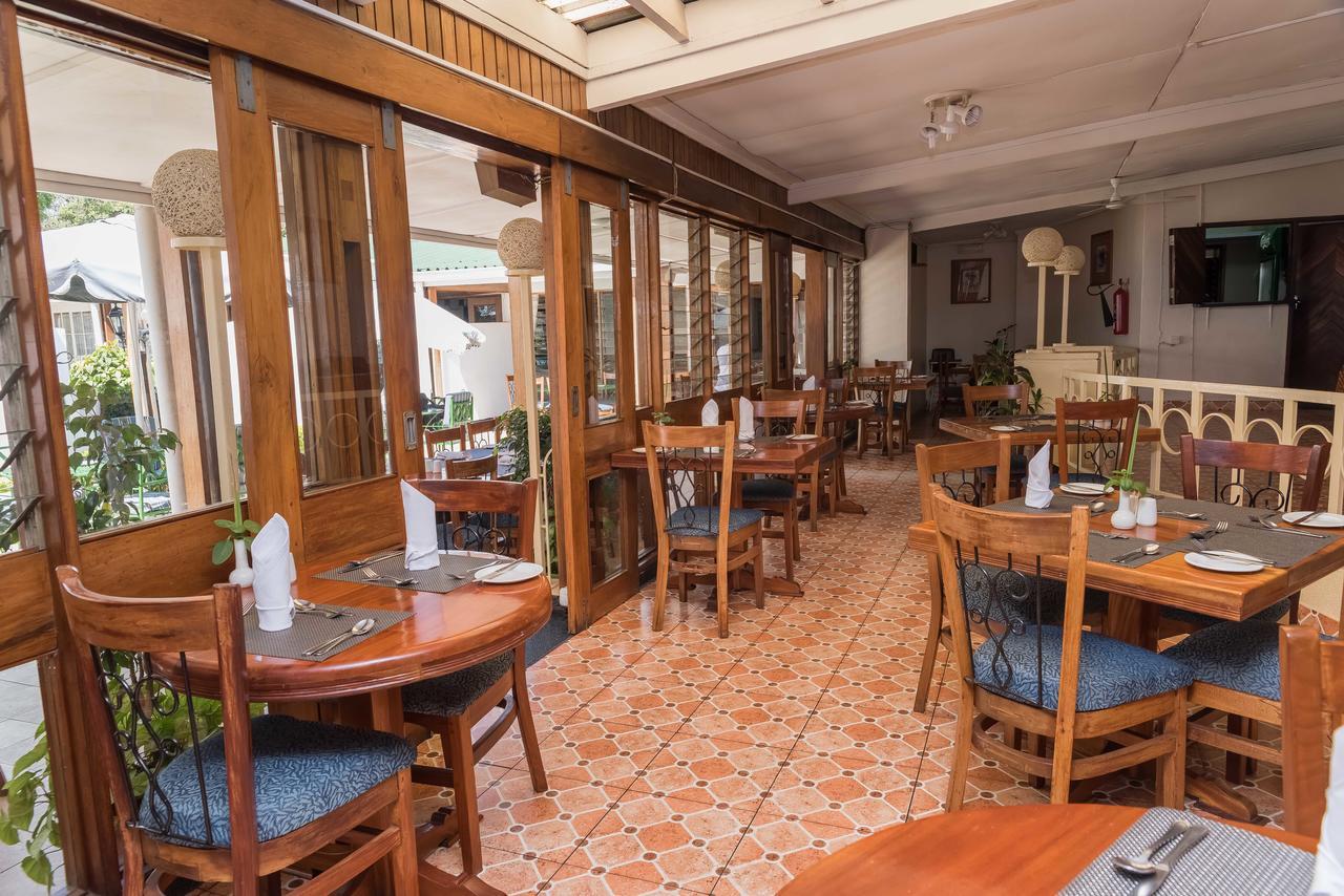 Sunbird Lilongwe Hotell Exteriör bild